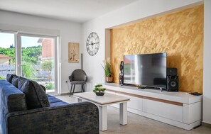 Smart TV, stereo