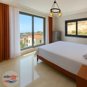 3 bedrooms, desk, iron/ironing board, travel crib - Adavilla Elite – Private Pool, Sea View, Modern Luxury Villa (kusadasi)