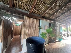 Economy Shared Dormitory, Garden View | Bathroom - El Arca (Isla Tintipán)