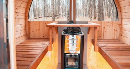 Perfect Pocono Escape Hot Tub Sauna Outdoor TV