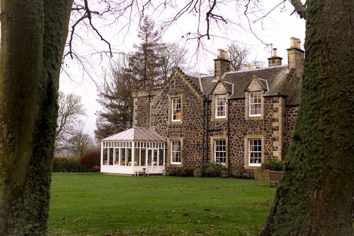 The Lodge House | By Elie