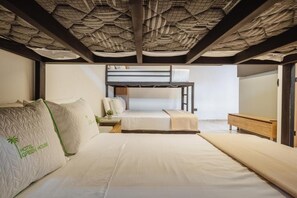 Superior Room, Multiple Beds | Free WiFi, bed sheets - Hotel Green House (Salento)