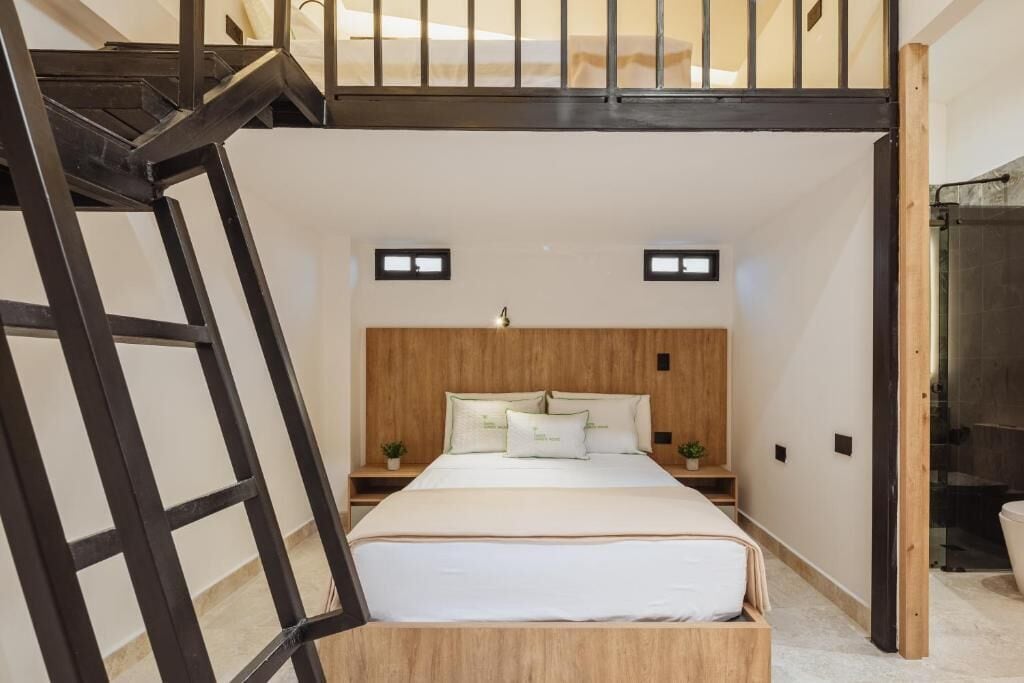 مكواة/لوح كي وواي فاي مجانًا وملاءات أسرّة