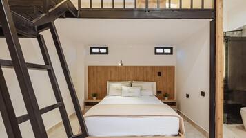 Superior Quadruple Room | Iron/ironing board, free WiFi, bed sheets