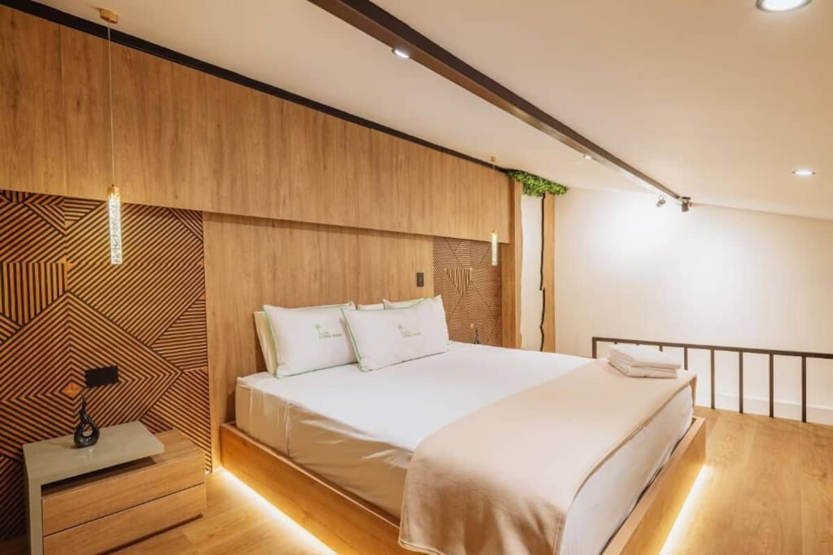 Wifi gratis y ropa de cama