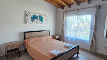 2 habitaciones, wifi gratis y ropa de cama