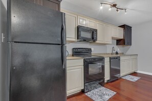 Microwave, oven, stovetop, dishwasher