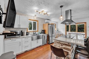 Fridge, microwave, oven, stovetop - Spacious Pocono Estate on 2 Acres with Hot Tub (Long Pond)