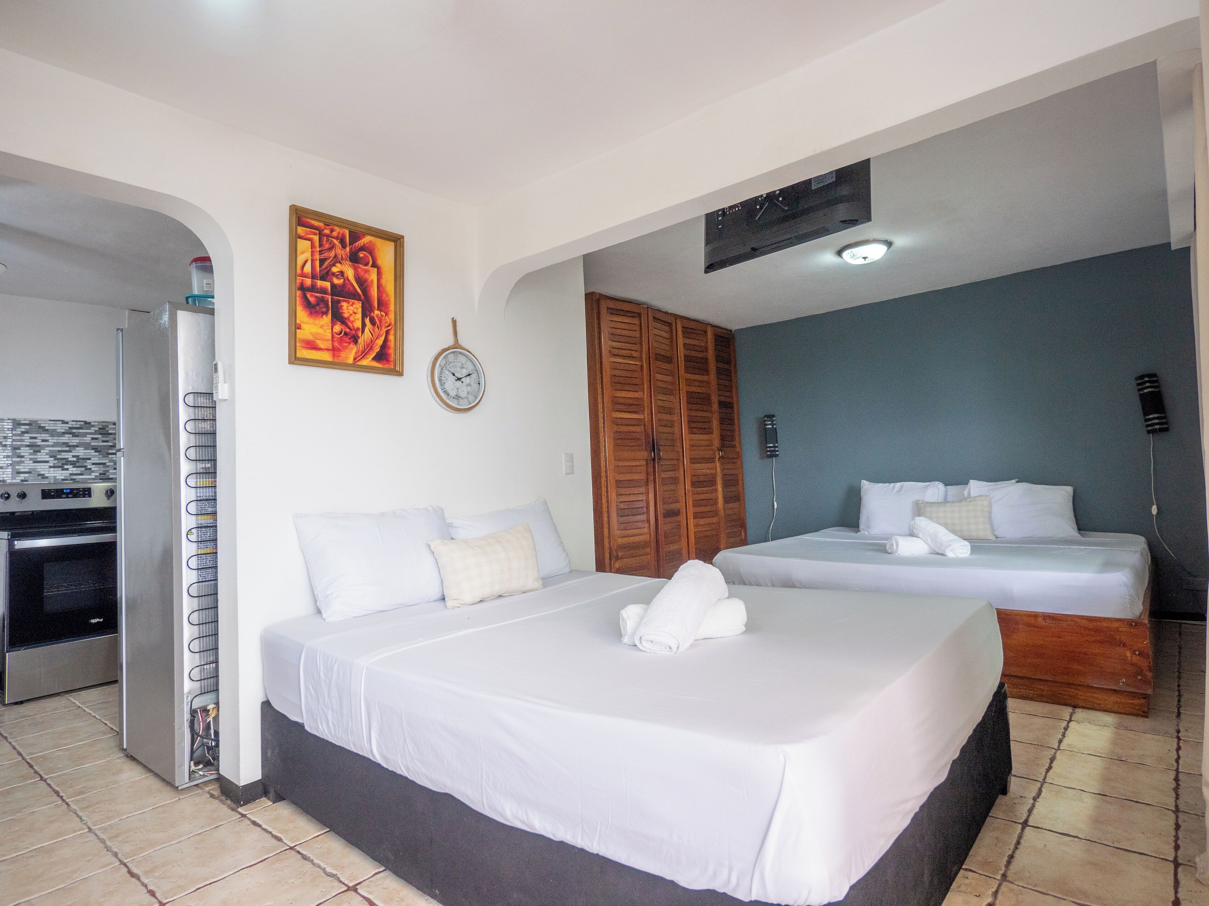 In-room safe, free WiFi, bed sheets