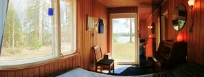 2 bedrooms, iron/ironing board, travel cot, free WiFi - Cozy vacation home right on the lake with sauna and hot tub (Vieremä,)