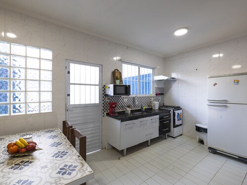 HOSTEL QUINTAL GUEST - Guarujá