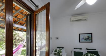 HOSTEL QUINTAL GUEST - Guarujá