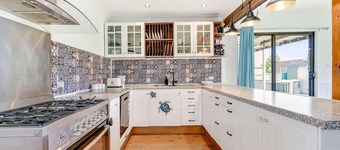 Goulburn Stay with Garden Views & Comfort