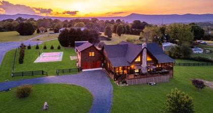 Grand Mountain Lodge, Pickleball, Barrel Sauna, Hot Tub, Game Room, Arcade