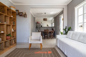 TV, offices - Casa em Buzios com Piscina perto da Praia (Armação dos Búzios)
