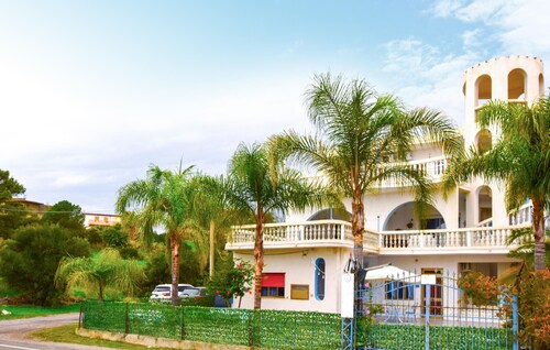 4 bedroom amazing apartment in Ferruzzano