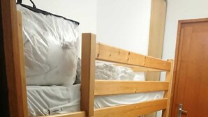 1 quarto