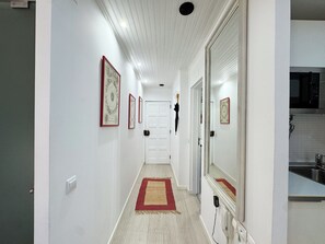Interior - Heart of Cascais | Cozy 2BR | Steps from Beach (Cascais)