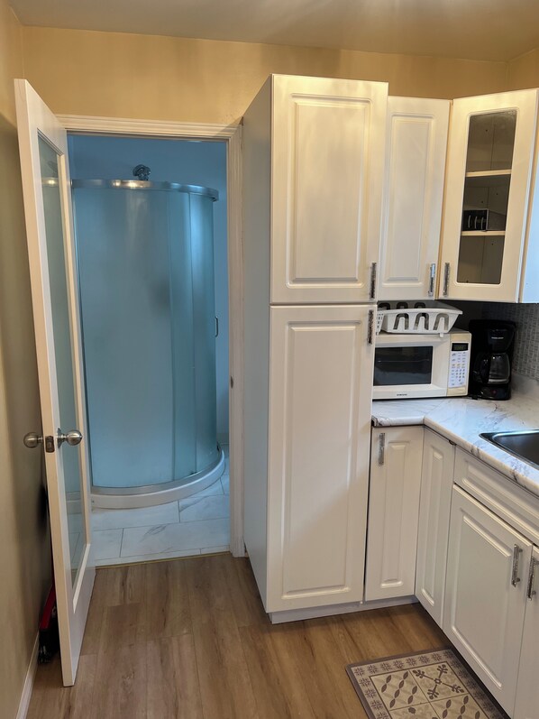 Private kitchen - Make yourself at home ♡ (Thunder Bay)