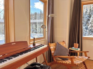 المنشأة من الداخل