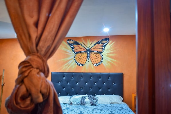 Internet, bed sheets - GOLDEN WINGS SUITE (Mineral de Angangueo)