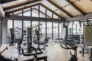 Apartment, Mehrere Schlafzimmer, barrierefrei, Balkon | Fitnessbereich