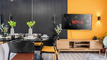 Condo, Accessible, Balcony | Dining room