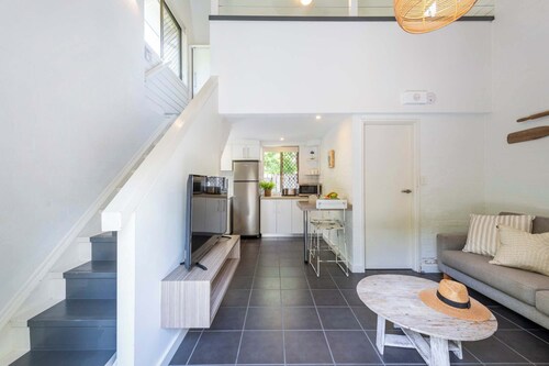 Bayshore Bungalow 3 - Oceanstays