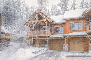 Exterior - Ski-in, Ski-out Townhome on Tamarack! (Donnelly)