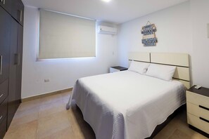 Departamento familiar, balcón, vista al mar