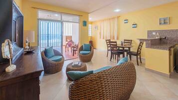 Familie appartement, aan zee | Woonruimte