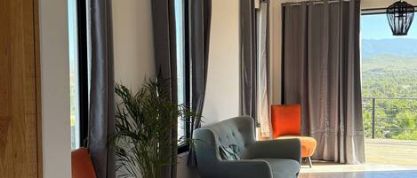 全景开间, 海洋景观 | 起居区