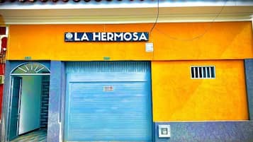 Façade de lâhĂ©bergement