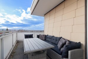 Property grounds - nJoy! Penthouse Filderstadt | Airport & Roof Terrace (Filderstadt)
