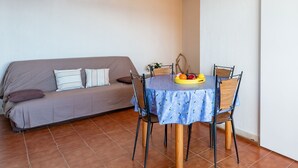 Unclassified image, 5 of 23, button - Le Palazzo del Mar by Interhome (Cavalaire)