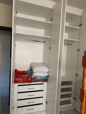 Iron/ironing board, internet, bed sheets - Master Home Digital (Barueri)