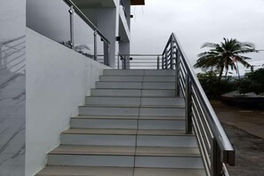 Property grounds - VINAKA VIBES (Lautoka)