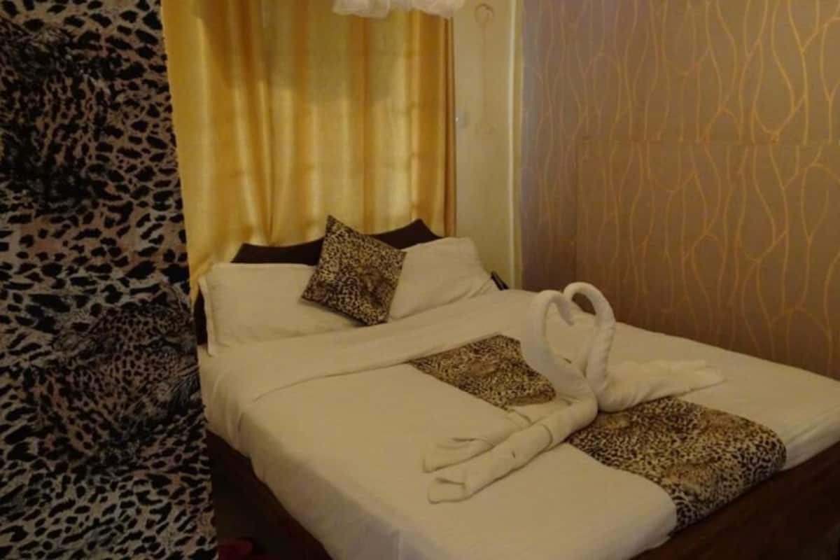 Deluxe Chalet, Garden View | Free WiFi, bed sheets