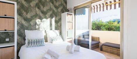 Fer et planche à repasser, Wi-Fi, draps fournis