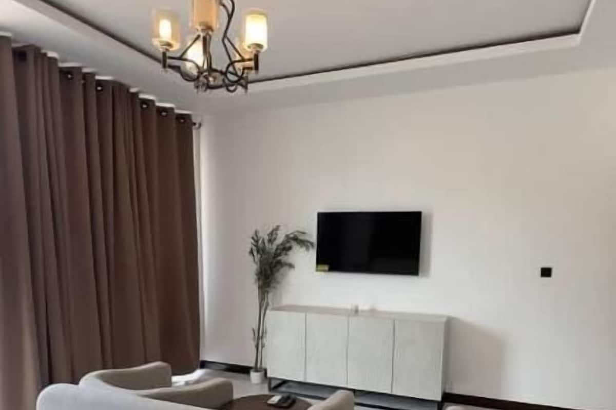 Executive Suite, Balcony