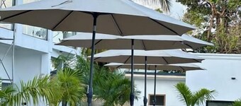 โรงแรม นิวพอร์ต