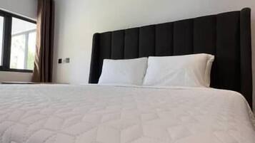 Standard Room, Non Smoking | Premium bedding, bed sheets