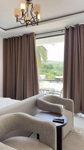 Deluxe-Doppelzimmer, Balkon | Innenbereich