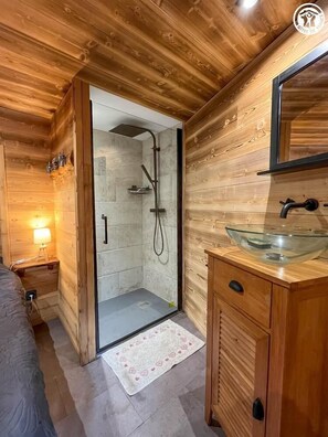Shower, hair dryer - La Liete - Ground floor (BESSANS)