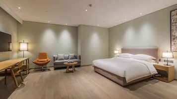 Premium bedding, individually decorated, individually furnished, desk