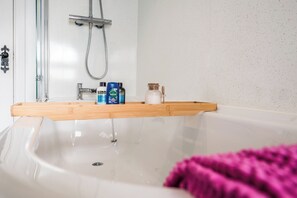Hair dryer - The Secret Cottage, Aldeburgh (Aldeburgh)