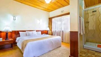 Deluxe Double Room, Garden View | Free WiFi, bed sheets