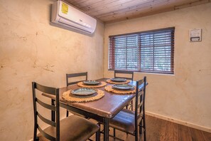 Dining - Outlaw Cabin - Newly Renovated, Covered Deck, Tons of Wildlife (Ruidoso)