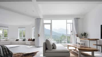 Chambre Triple Ălite, vue colline