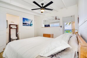 Iron/ironing board, free WiFi, bed sheets